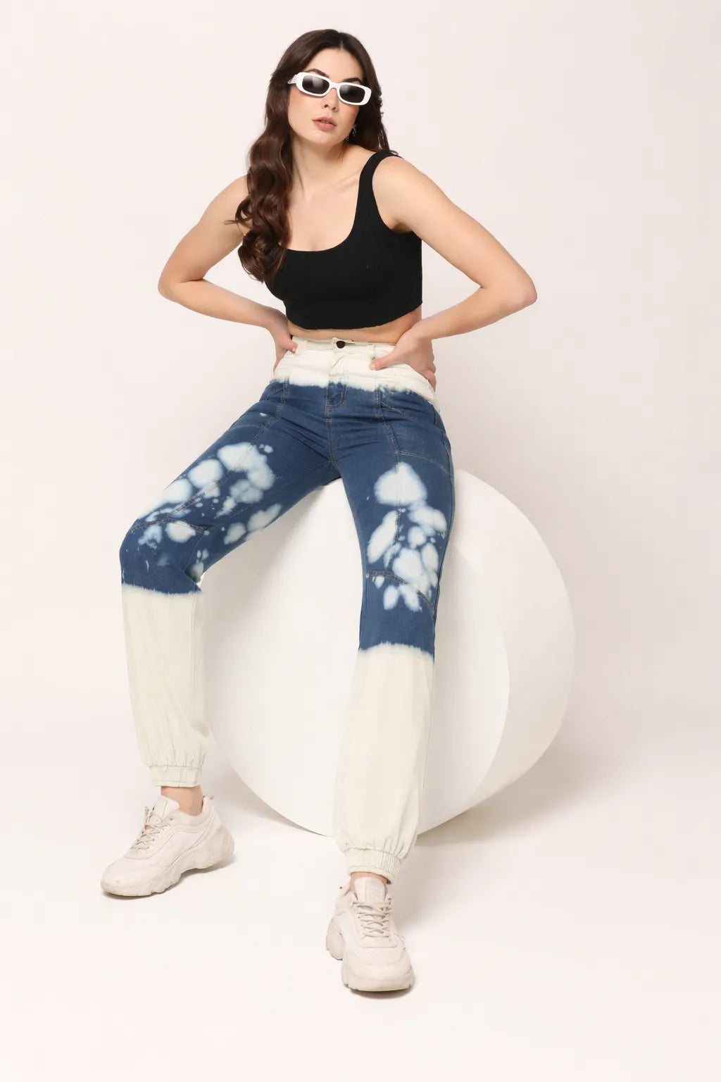 Abfy Zoo Womens High Rise Regular Fit Off White Indigo Blue Ombray Dyed Denim Jogger - Style Code "KGDJGR-404004