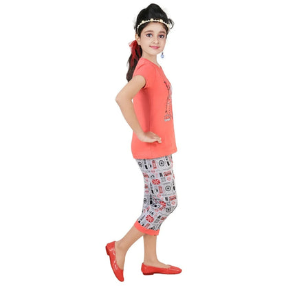 Girls Cotton Blend Printed Top & Capri Set – Stylish & Comfortable Outfit (2-Piece Set)