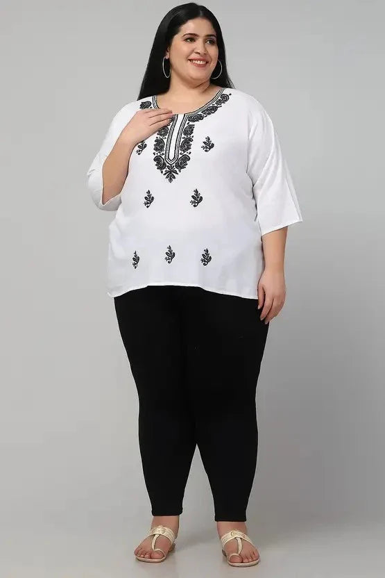 Women’s Cotton Embroidered Straight Top – White Printed Elegant Casual Wear