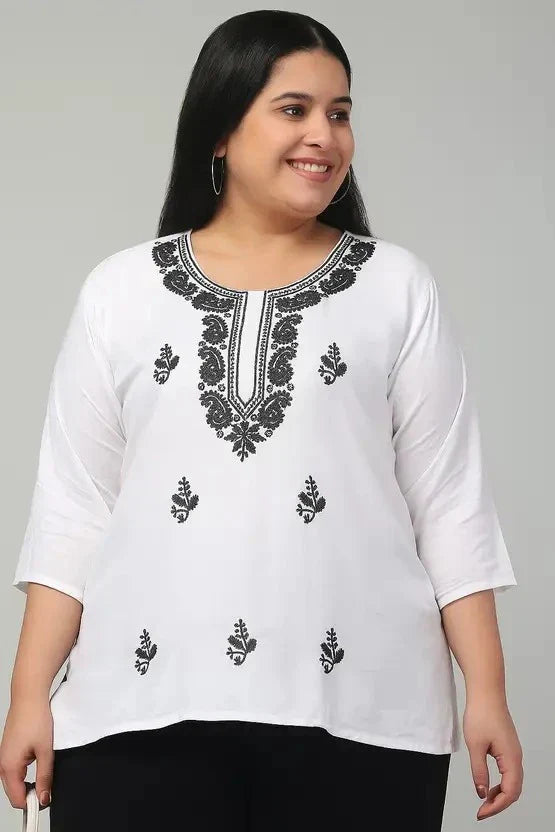 Women’s Cotton Embroidered Straight Top – White Printed Elegant Casual Wear