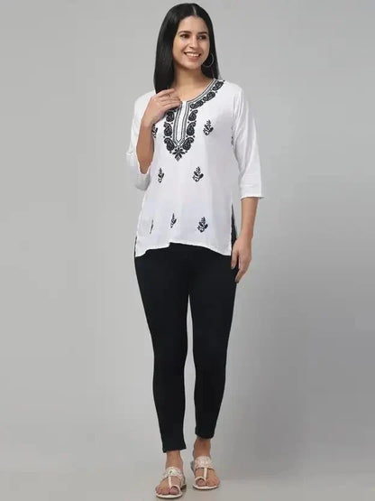 Women’s Cotton Embroidered Straight Top – White Printed Elegant Casual Wear