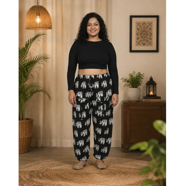 Black Cotton Harem Pants with Elephant Print & Front Thigh Pockets – Relaxed Fit